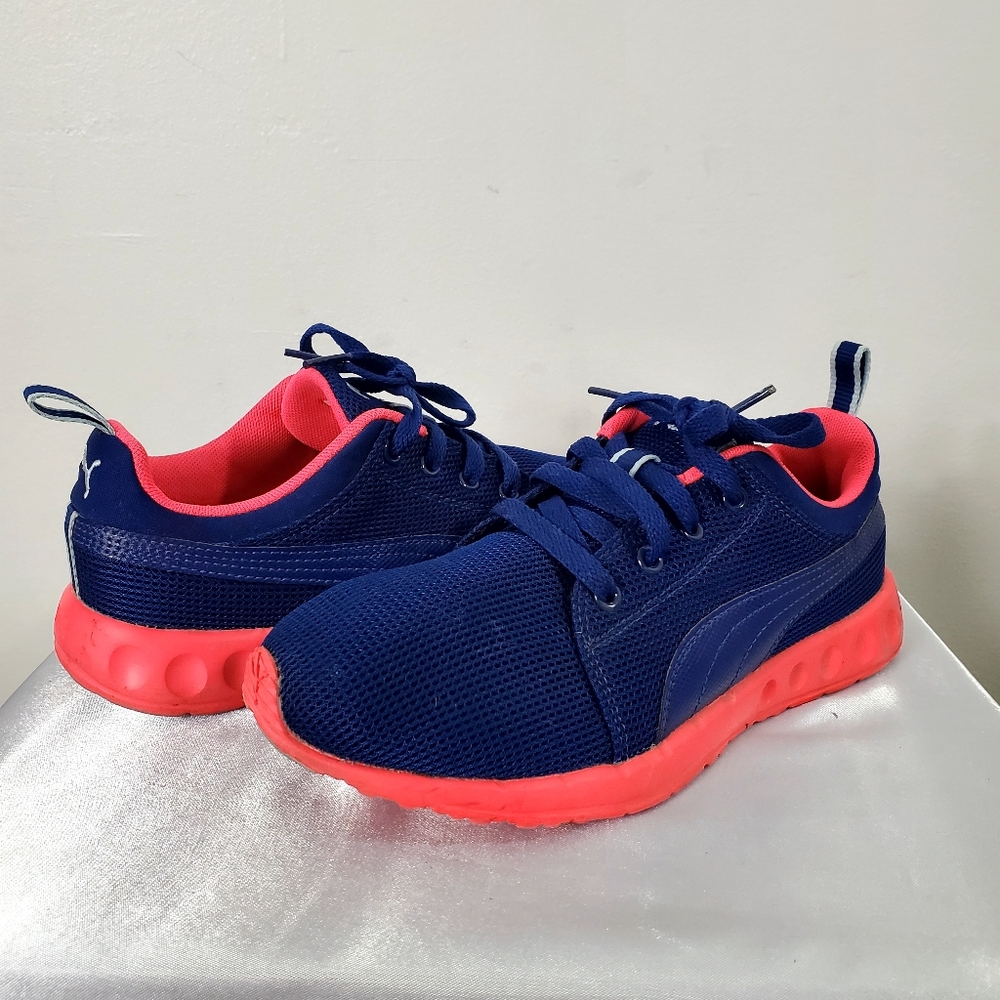PUMA Women's Carson Runner Fashion Sneaker